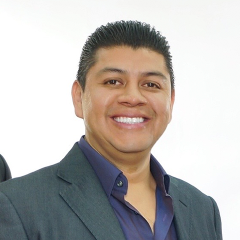 Dr. Wulfrano Peláez